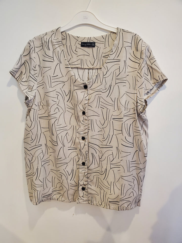 126 - Shorty Blouse - Ivory Abstract - Almost perfect